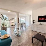 Corte Luna Terrazza E Panorama Relax דירה *