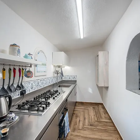 Corte Luna Terrazza E Panorama Relax 索拉纳斯